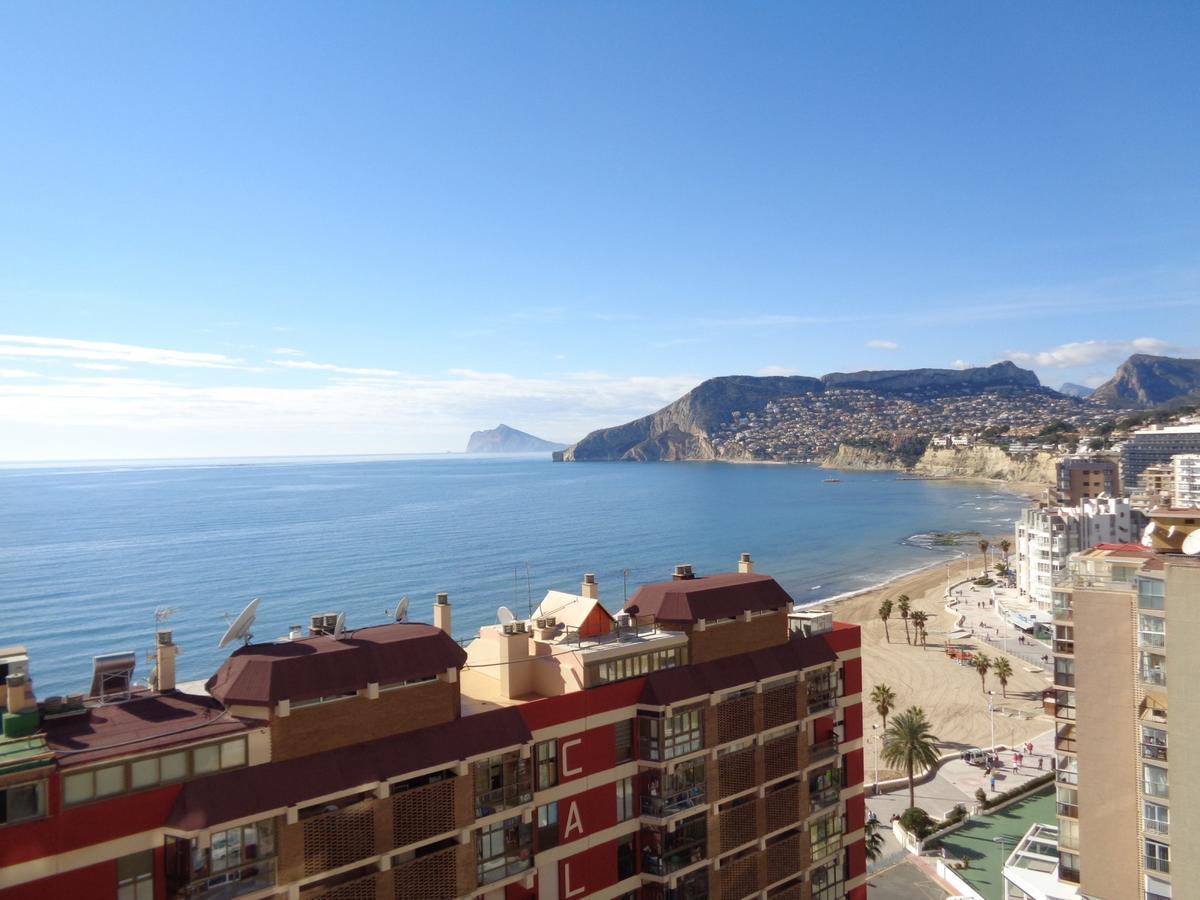 カルプEdificio Playa De Oroアパートメント エクステリア 写真